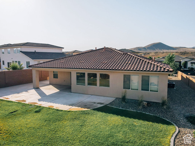 Photo 37 for MLS #2091265 at 579 N Staci Dr