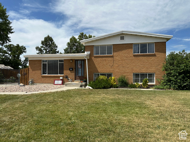 495 E MARY ROSE DR, Murray UT 84107