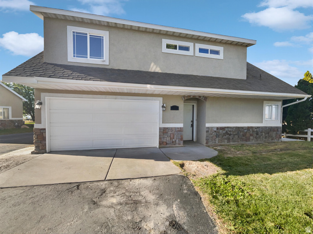 2238 N Harvest Moon Dr
                     MLS #2091290