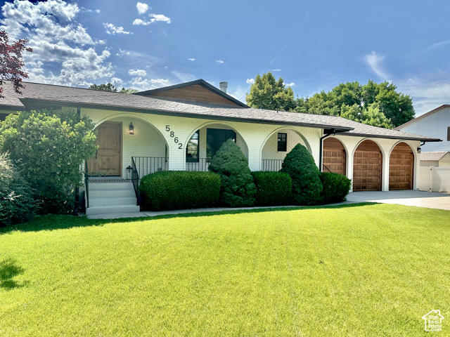 5862 S AYRSHIRE DR, Murray UT 84107