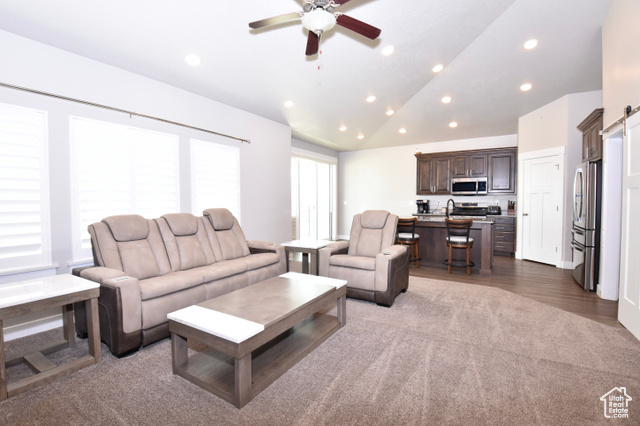Photo 9 for MLS #2091327 at 397 S Trejo Ridge Rd