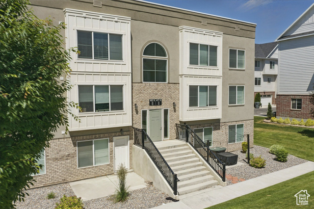 Photo 23 for MLS #2091338 at 477 S 850 East