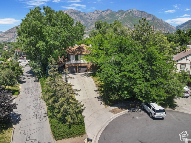 Photo 48 for MLS #2091339 at 2673 E Toni Cir
