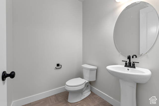 Photo 7 for MLS #2091342 at 1307 E Greenley Dr #D249