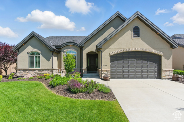 Photo 43 for MLS #2091350 at 2209 E Viscaya Dr