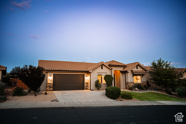 Photo 36 for MLS #2091384 at 1060 N Ocotillo Dr