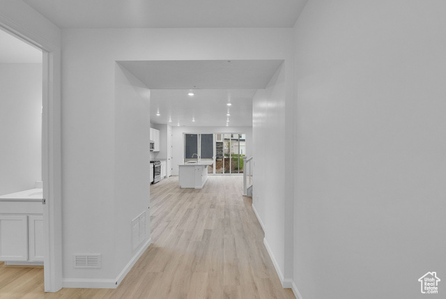 Photo 7 for MLS #2091419 at 6488 N Spur Ln #1218