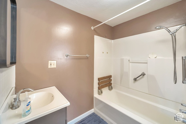 Photo 13 for MLS #2091441 at 560 E Garden Ave