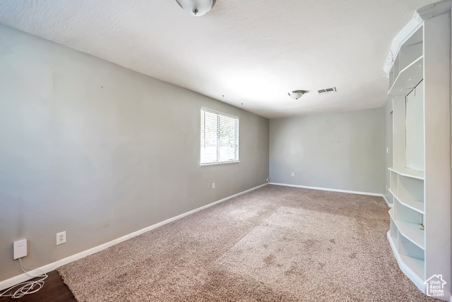 Photo 19 for MLS #2091441 at 560 E Garden Ave