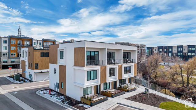 Photo 42 for MLS #2091447 at 4186 S Main St #O217