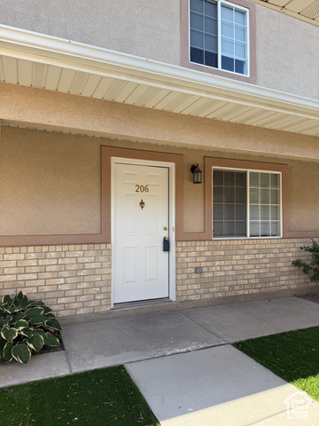 206 W 1305 S, Logan UT 84321