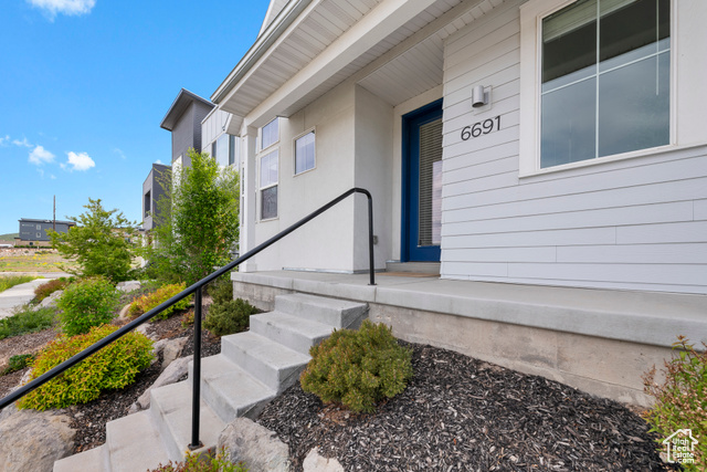 Photo 34 for MLS #2091461 at 6691 Woods Rose Dr