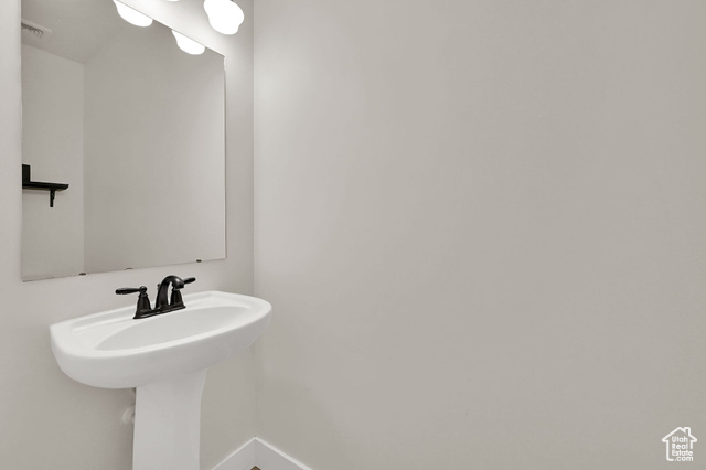 Photo 29 for MLS #2091462 at 514 Rigby Rd