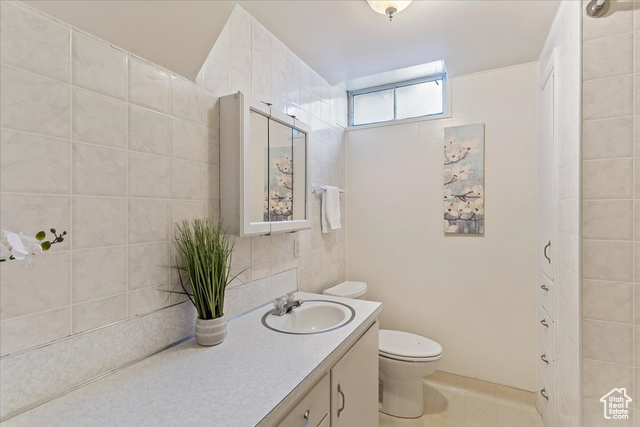 Photo 27 for MLS #2091467 at 1393 E Davis Ave
