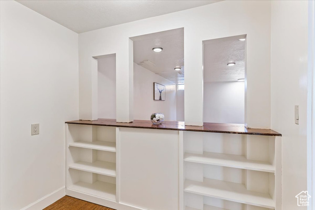 Photo 22 for MLS #2091467 at 1393 E Davis Ave
