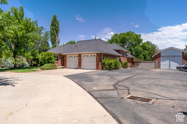 Photo 10 for MLS #2091526 at 4163 S Beeman Rd