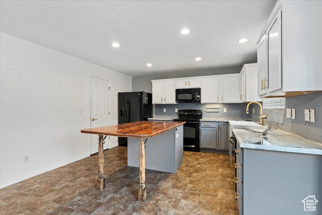 Photo 13 for MLS #2091548 at 2331 E Hitching Post Dr