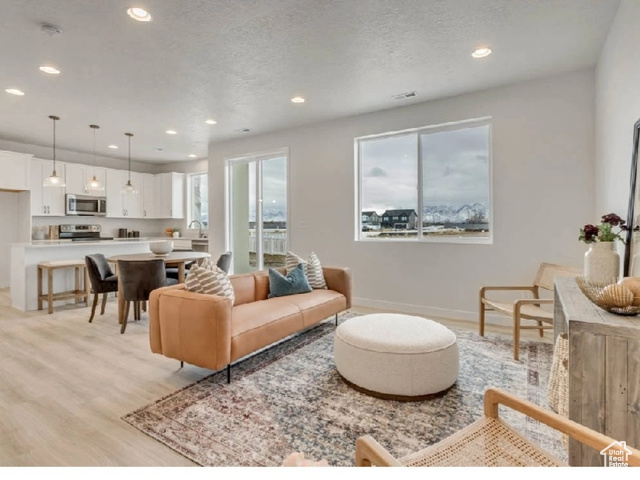 Photo 4 for MLS #2091559 at 2198 W 2615 North #140