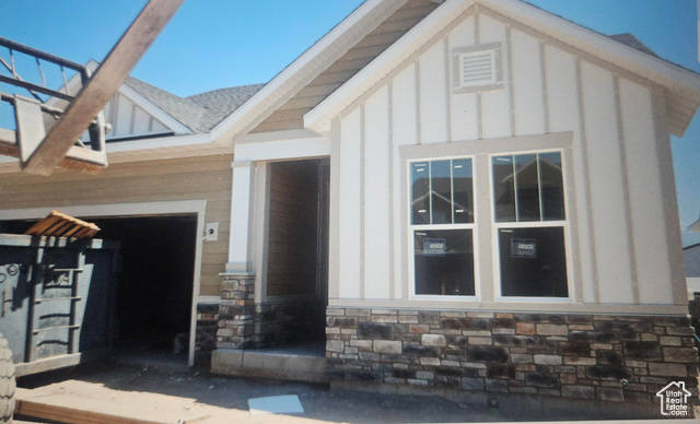 12719 S JUNES GARDEN PL 208 Riverton, Utah This is a sold home Bismark floorplan with a finished basement $75,000 value. Buyer selected all finishes. Being listed as a sold comp.