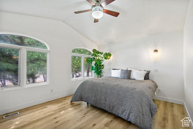 Photo 5 for MLS #2091590 at 4212 N Majors St