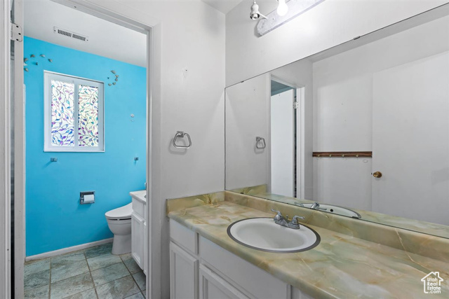 Photo 37 for MLS #2091608 at 220 S Coleman St