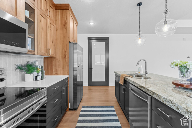 Photo 15 for MLS #2091645 at 2154 S Bluff Dr