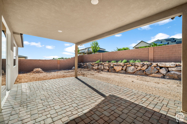 Photo 40 for MLS #2091645 at 2154 S Bluff Dr