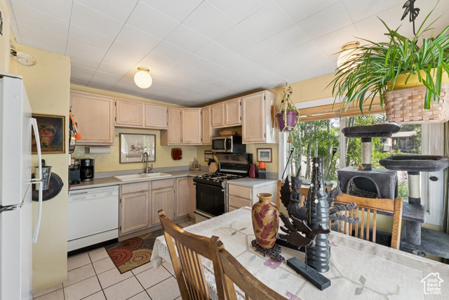 Photo 9 for MLS #2091675 at 310 N 100 West