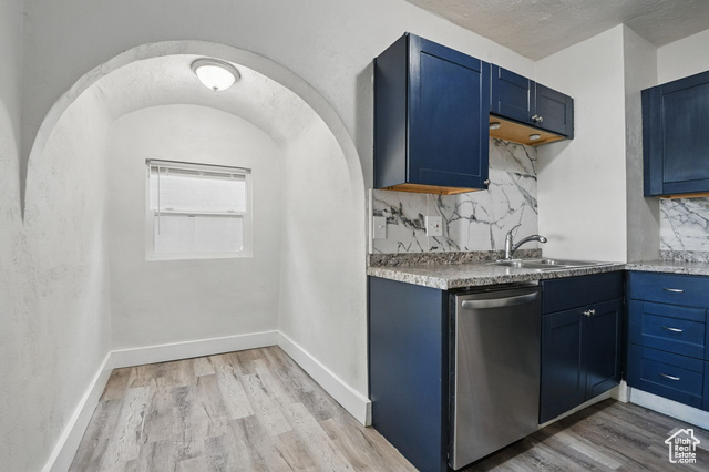 Photo 10 for MLS #2091678 at 2973 Adams Ave