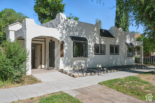 Photo 19 for MLS #2091678 at 2973 Adams Ave