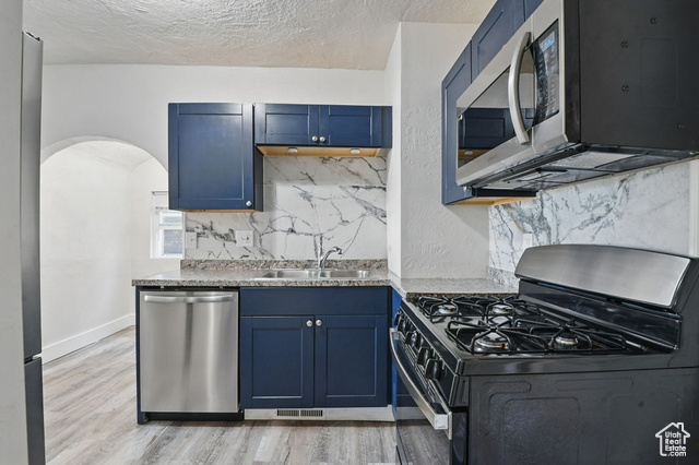 Photo 9 for MLS #2091678 at 2973 Adams Ave