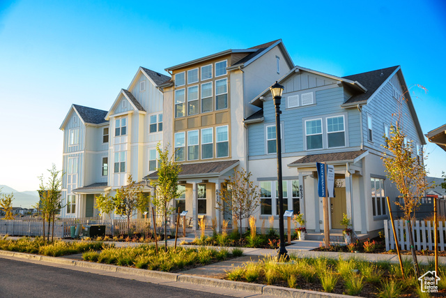 11319 S OFFSHORE WAY #403, South Jordan UT 84009