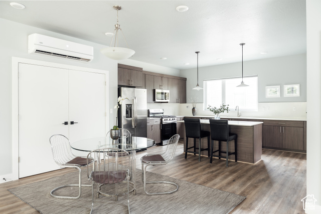 Photo 7 for MLS #2091739 at 736 S 300 East #1A