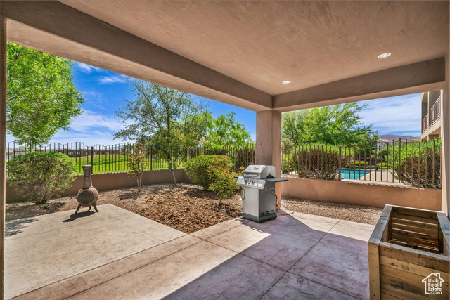Photo 37 for MLS #2091746 at 1683 W Red Cloud Dr