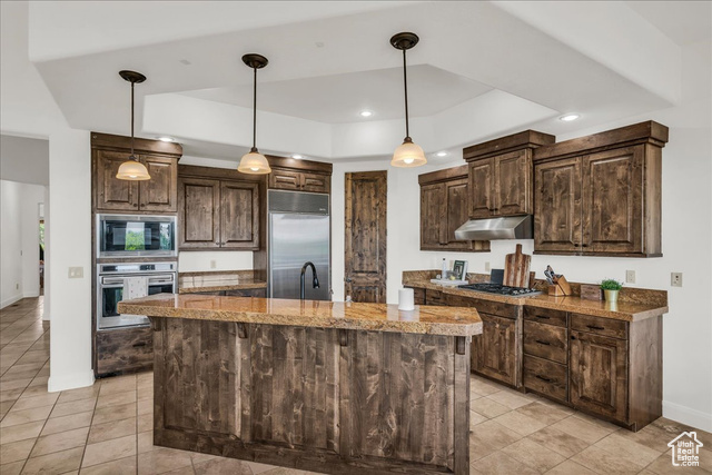 Photo 7 for MLS #2091746 at 1683 W Red Cloud Dr