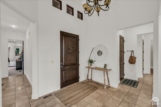 Photo 4 for MLS #2091746 at 1683 W Red Cloud Dr