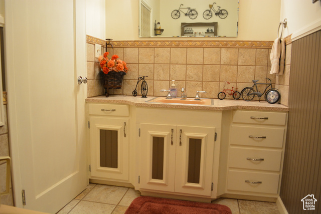 Photo 11 for MLS #2091818 at 114 W 7 West