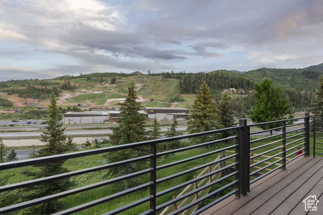 Photo 9 for MLS #2091829 at 3922 View Pointe Dr