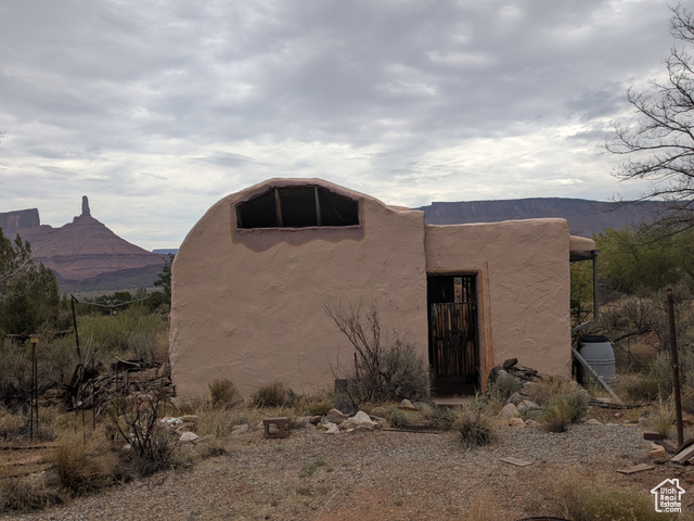MLS #2091871 - 313 W Holyoak Ln