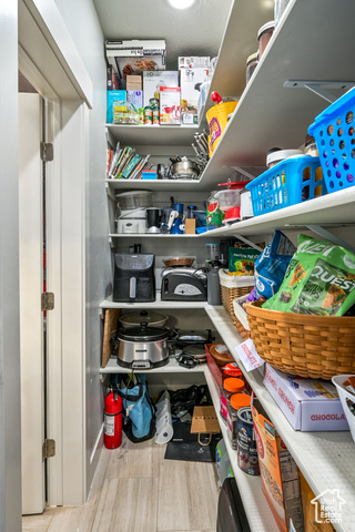 Photo 33 for MLS #2091876 at 4552 N 2525 West