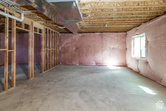 Photo 41 for MLS #2091906 at 156 N Sherwood Dr