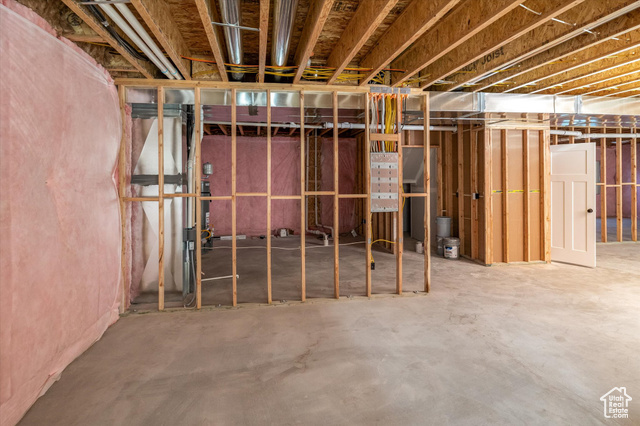 Photo 40 for MLS #2091906 at 156 N Sherwood Dr