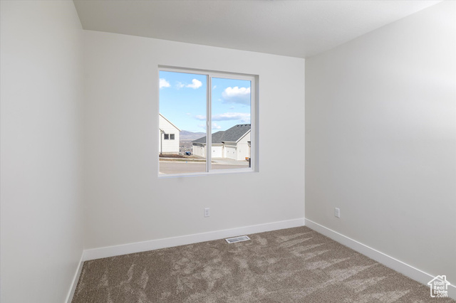 Photo 33 for MLS #2091906 at 156 N Sherwood Dr