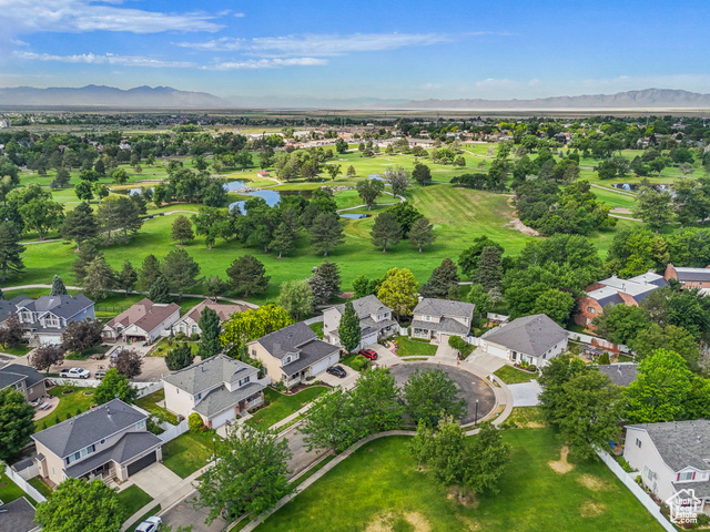 Photo 41 for MLS #2091938 at 1212 Pinehurst Cir