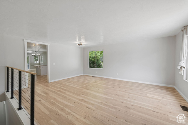 Photo 10 for MLS #2091938 at 1212 Pinehurst Cir