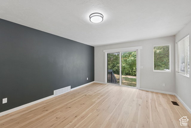 Photo 16 for MLS #2091938 at 1212 Pinehurst Cir