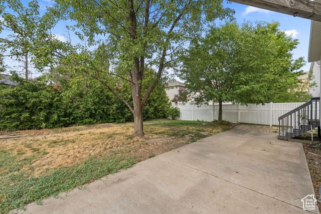 Photo 6 for MLS #2091938 at 1212 Pinehurst Cir