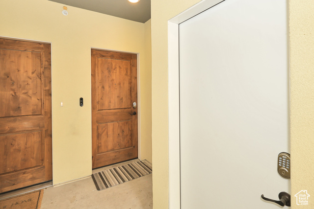 Photo 5 for MLS #2091946 at 6169 E Park Lane #30