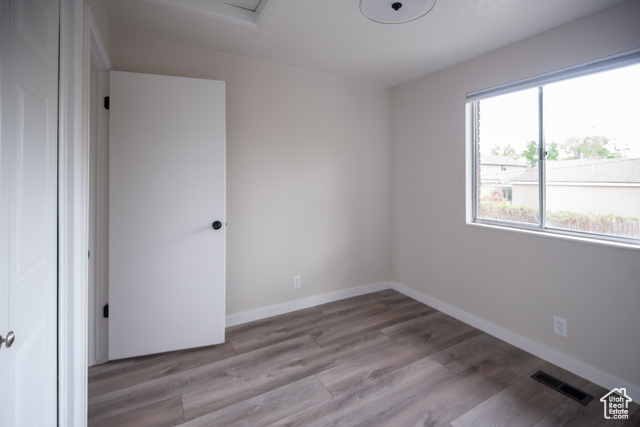 Photo 10 for MLS #2092031 at 350 E Mansfield Ave