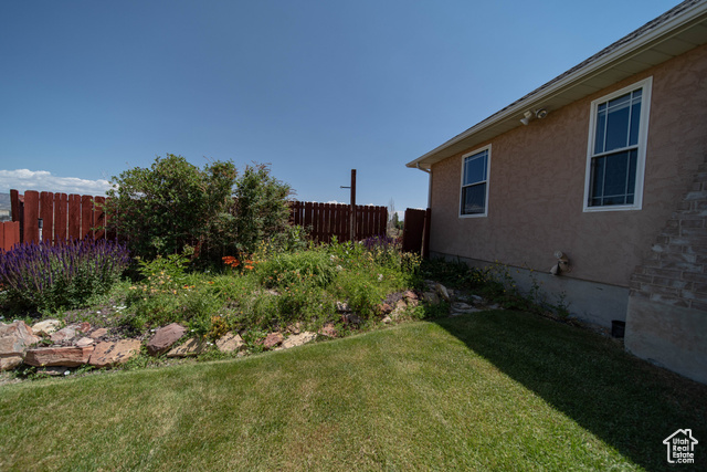 Photo 50 for MLS #2092050 at 1416 W Valley View Dr